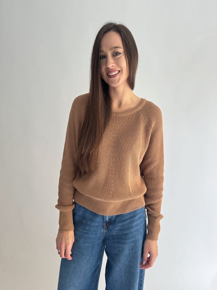 Camelowy bawełniany sweter 4
